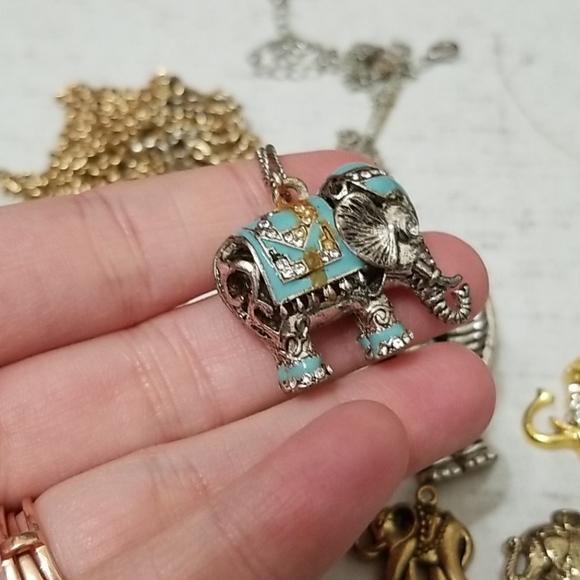 🎁 10 piece Elephant jewelry collection - Picture 3 of 5